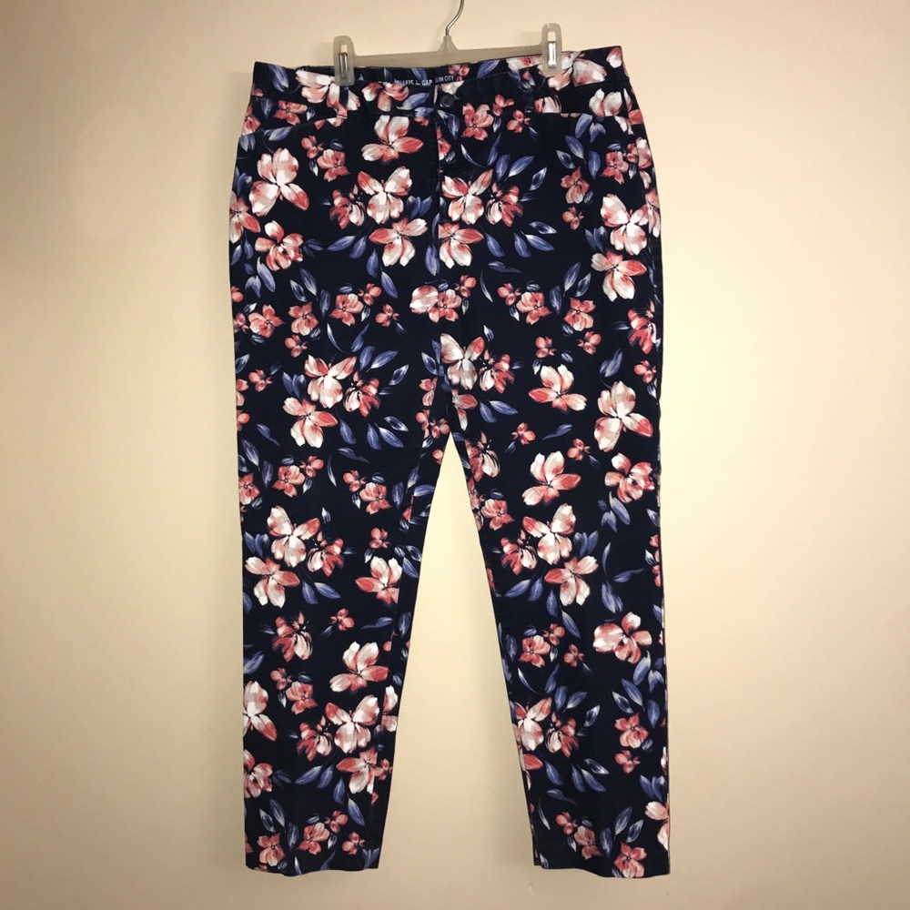 {GAP}•Floral Print•Khaki•Capri•Pants•20R